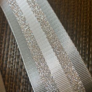 Interchangeable purse strap